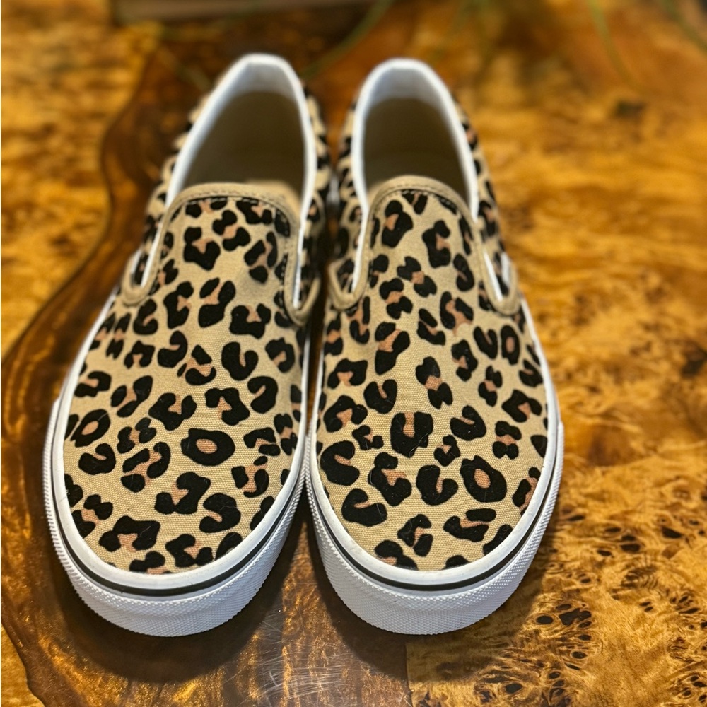 Vans leopard print Ultra Cush slip on shoes